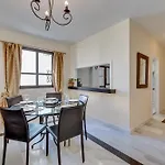 Beachside Puerto Banus Luxury Aprt2 *