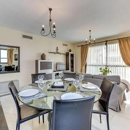 Beachside Puerto Banus Luxury Aprt2 * Marbella