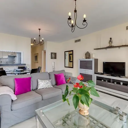 Beachside Puerto Banus Luxury Aprt2 * 마르베야