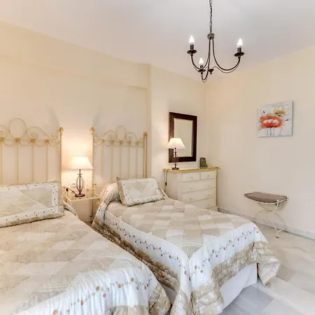 Apartamento Beachside Puerto Banus Luxury Aprt2